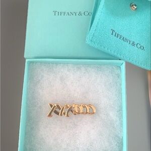 Vintage Love & Kisses XO Brooch by Paloma Picasso for Tiffany & Co.